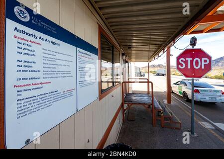 Yuma Sector Border Patrol Agents führen Operationen am Checkpoint der Interstate 8 in der Nähe von Yuma, AZ. US-Zoll und Grenzschutz Stockfoto