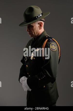 Studioaufnahmen von AMO, OFO und BP-Farbwächter für Materialien zum Valor Memorial-Programm, Washington D.C., 4. April 2018. US-Zoll und Grenzschutz Stockfoto