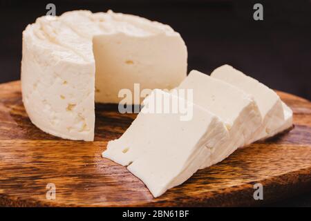 queso Panela Käse Scheiben, mexikanische Speisen, weißer und frischer Käse in mexiko Stockfoto