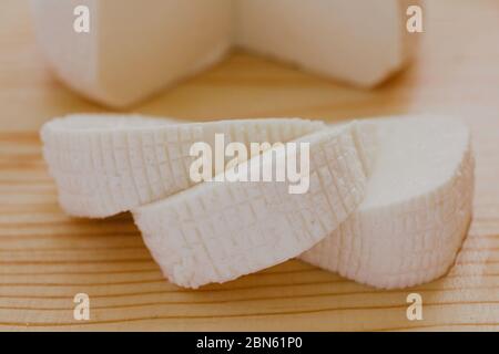 queso panela mexikanische Käseplatte, mexikanische Essen Weißkäse in mexiko Stockfoto