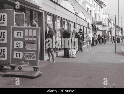 eastbourne Lockdown Shopping, isoliert, trostlos, covid 19, Corona-Virus Stockfoto