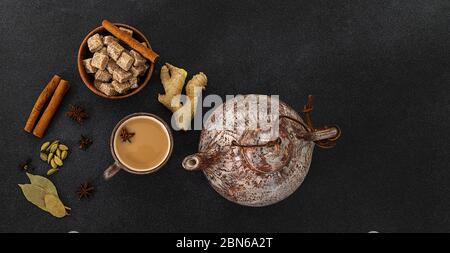 Traditioneller indischer heißer Tee Masala Chai Stockfoto