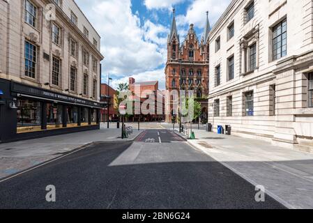 Verlassene Straßen rund um Londons St Pancras, während der Covid 19 Lockdown. Stockfoto