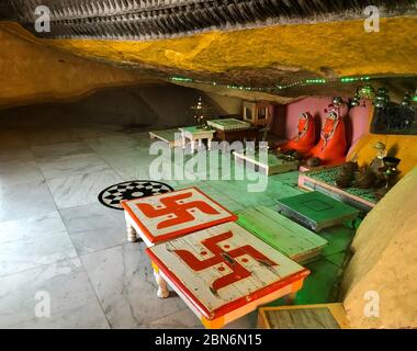 Jabalpur, Madhya Pradesh/Indien: November 23,2019 - Pisanhari Ki Madhiya Jain Tempel Stockfoto