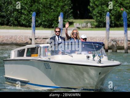 VENEDIG, ITALIEN - SEPTEMBER 07: Michelle Hunziker ist am 6. Tag des 72. Filmfestivals in Venedig am 7. September 2015 zu sehen Stockfoto