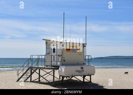 Bournemouth, England, 12. Mai 2020. Unbemannte Rettungsstation RNLI während der sozialen Entfernung am Bournemouth Beach aufgrund von COVID-Einschränkungen. JWOSports/Alamy News. Stockfoto