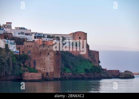 Kasbah der Udayas am Rande des Flusses Bou Regreg in Rabat, Marokko. Stockfoto