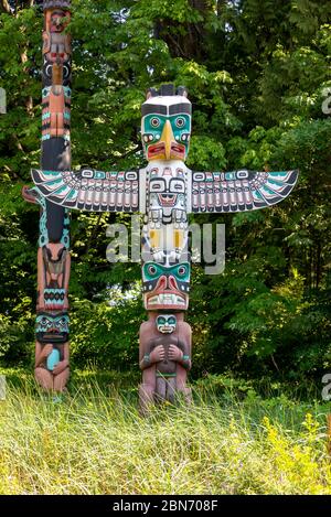 Thunderbird Hauspost, einer der Stanley Park Totem Polen in Vancouver, British Columbia, Kanada Stockfoto