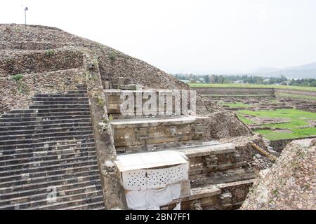Teotihuacán, Staat Mexiko, Mexiko - Pyramide der Sonne und des Mondes Stockfoto