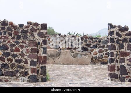 Teotihuacán, Staat Mexiko, Mexiko - Pyramide der Sonne und des Mondes Stockfoto