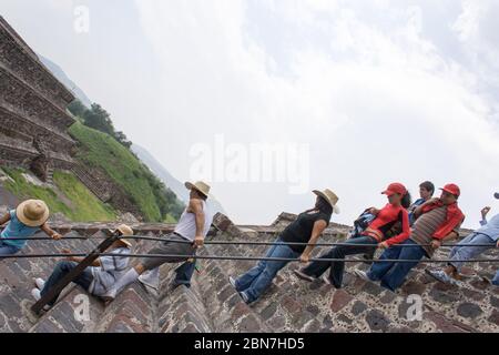 Teotihuacán, Staat Mexiko, Mexiko - Pyramide der Sonne und des Mondes Stockfoto