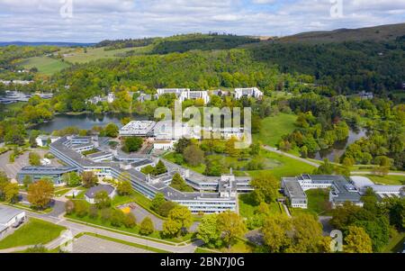 Luftaufnahme des Campus der Stirling University wegen der Blockierung von Stirling durch Covid-19, Schottland, Großbritannien, geschlossen Stockfoto