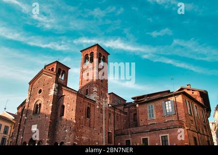 Die Chiesa di San Sepolcro ist eine Kirche in Mailand, Italien. Sie wurde ursprünglich 1030 erbaut, wurde aber mehrfach überarbeitet.die Kirche befindet sich in Pia Stockfoto