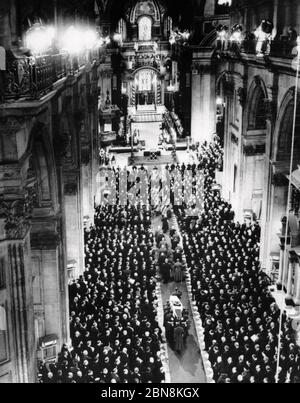 Winston Churchill Beerdigung, die größte staatliche Beerdigung in der Geschichte. St. Paul's Cathedral, 30. Januar 1965 Stockfoto