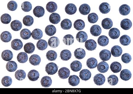 Wassertropfen auf reifer süßer Heidelbeere. Frische Heidelbeeren Hintergrund. Textur saftige Heidelbeerbeeren aus nächster Nähe. Gesunde Ernährung oder Ernährung. Vegan und ve Stockfoto