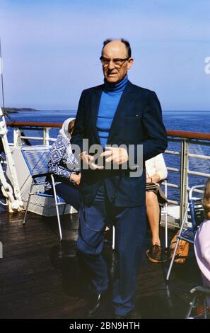 Norwegen ca. 1972 (R) - Touristen auf einem Schiff oder einer Fähre während einer Reise nach Norwegen in den frühen 1970er Jahren Stockfoto