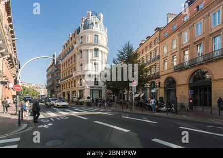 Innenstadt von Toulouse Stadt mit rosa Ziegelsteingebäude Stockfoto