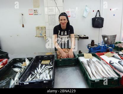 Der Fisch- und Meeresfrüchtemarkt in Zadar, Kroatien. Stockfoto