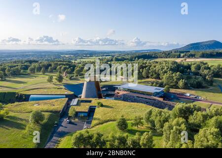 Frankreich, Puy de Dome, regionaler Naturpark Volcans d’Auvergne, Chaine des Puys, die von der UNESCO zum Weltkulturerbe erklärt wurde, Saint Ours les Roches, Vulcania (ae Stockfoto