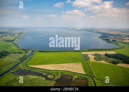 , Mündung Westpeen in Kummerower See in Kummerow, 24.07.2016, Luftaufnahme, Deutschland, Mecklenburg-Vorpommern, Kummerow Stockfoto