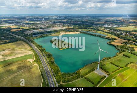 haferbruchsee an der Autobahn A57, 08.08.2019, Luftaufnahme, Deutschland, Nordrhein-Westfalen, Ruhrgebiet, Rheinberg Stockfoto