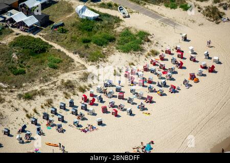 , Liegestühle am Sandstrand Reihen Bansin, 05.06.2016, Luftaufnahme, Deutschland, Mecklenburg-Vorpommern, Bansin, Heringsdorf Stockfoto