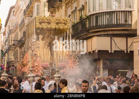 Einheimische, die Teilnahme an der Parade der Auferstehung am Ostersonntag, Malaga, Costa Del Sol, Andalusien, Spanien, Europa Stockfoto