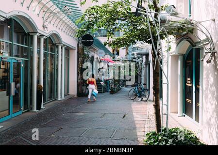 Berlin, Deutschland - 27. Juli 2019: Rosen Hofe Complex. Traditionelle Berliner Innenhöfe im Jugendstil oder Jugendstil von August Endel Stockfoto