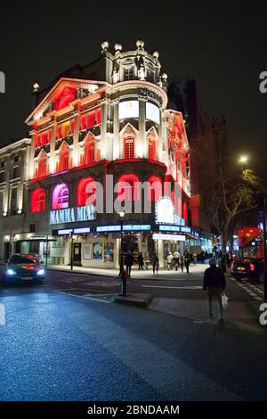 Mamma Mia im Novello Theatre, London. Stockfoto