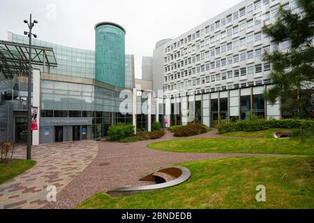 Blick auf den Campus der Glasgow Caledonian University während der Blockade des Covid-19 geschlossen und verlassen, Glasgow, Schottland, Großbritannien Stockfoto