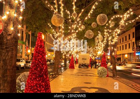 Weihnachtsbeleuchtung und Dekoration in Funchal, Madeira Stockfoto