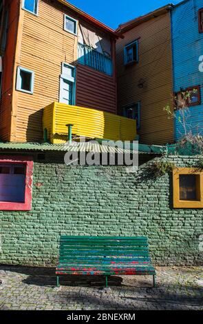 Wohngebäude im Viertel La Boca in Buenos Aires Stockfoto