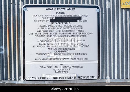 Schild am Wallowa County Recycling Center in Enterprise, Oregon. Stockfoto