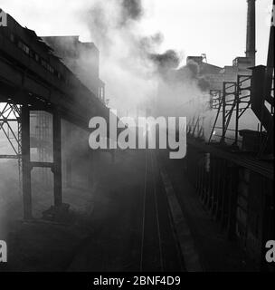 Kremikovzi ist das größte metallurgische Unternehmen in Bulgarien von 1963 bis 2009. Das Unternehmen ging 2008 in Konkurs. Das Foto stammt aus dem Jahr 1988. Stockfoto