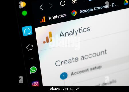 Sankt-Petersburg, Russland, 11. Mai 2020: Google Analytics Homepage auf Apple iMac Bildschirm Nahaufnahme. Google Analytics-Symbol. Google Analytics-Anwendung. Stockfoto