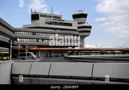 Berlin, Deutschland. Mai 2020. Turm am Flughafen Tegel. Quelle: Britta Pedersen/dpa-Zentralbild/dpa/Alamy Live News Stockfoto