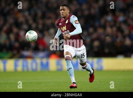 Aston Villa's Ezri Konsa während des Carabao Cup Halbfinales, Zweitlegenspiel in Villa Park, Birmingham. Stockfoto