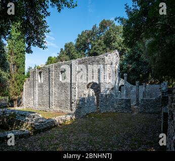 Kirchenruine von Brijuni Insel in Kroatien. Stockfoto