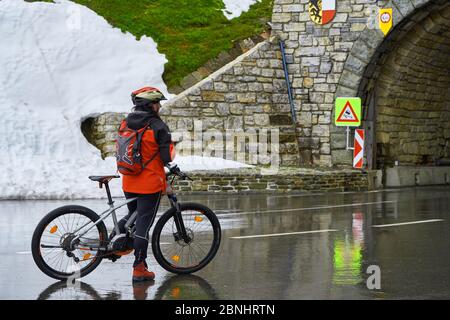 Fahrt entlang der Großglockner-Alpenstraße Stockfoto