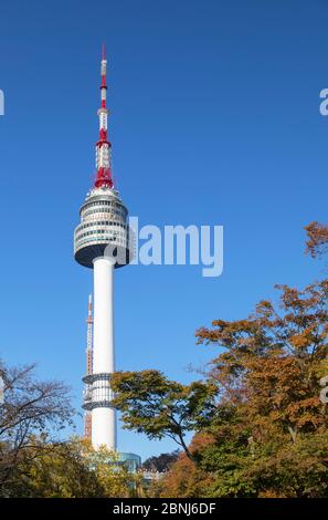 Seoul Tower im Namsan Park, Seoul, Südkorea, Asien Stockfoto