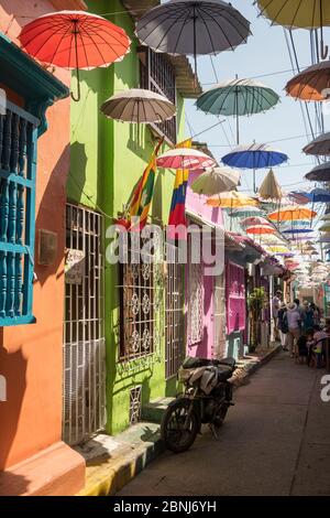 Straßenszene, Getsemani Barrio, Cartagena, Bolivar Department, Kolumbien, Südamerika Stockfoto