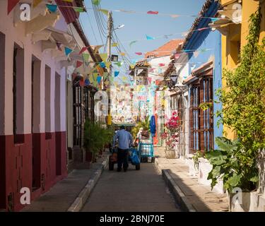 Straßenszene, Getsemani Barrio, Cartagena, Bolivar Department, Kolumbien, Südamerika Stockfoto