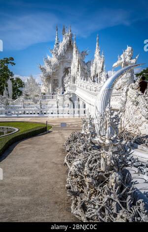 Detail der Hände, Wat Rong Khun (weiße Tempel), Chiang Rai, Nord-Thailand, Thailand, Südostasien, Asien Stockfoto