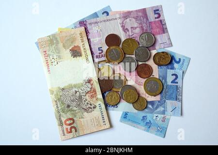 Brasilianischer Real, Real brasileiro, BRL, R-Dollar, Brasilianischer Real, Münzen und Banknoten, Brasilien, República Federativa do Brasil, Südamerika Stockfoto