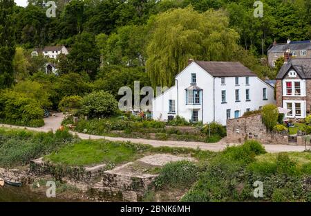 Brockweir, einst ein geschäftiges Flusshafens, liegt auf der englischen Seite des Flusses Wye. Gilpin und die Geburt des Tourismus. Stockfoto