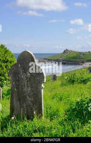 Grabsteine auf dem Friedhof St. Ives Stockfoto