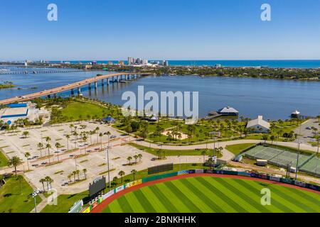 Luftaufnahme City Island Daytona Beach FL Stockfoto