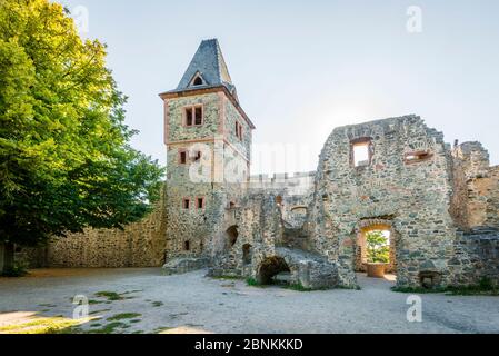 Burg Frankenstein Südlich Von Darmsatdt, Eberstadt, Odenwald, Mystische ...