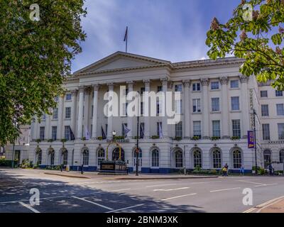 Straßenfotos, die in Cheltenham während der Sperrung 2020 aufgenommen wurden Stockfoto