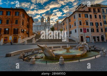 Piazza di Spagna früh am Morgen Stockfoto